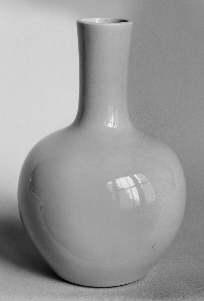 Bottle vase, Porcelain with light yellow glaze (Jingdezhen ware), China 