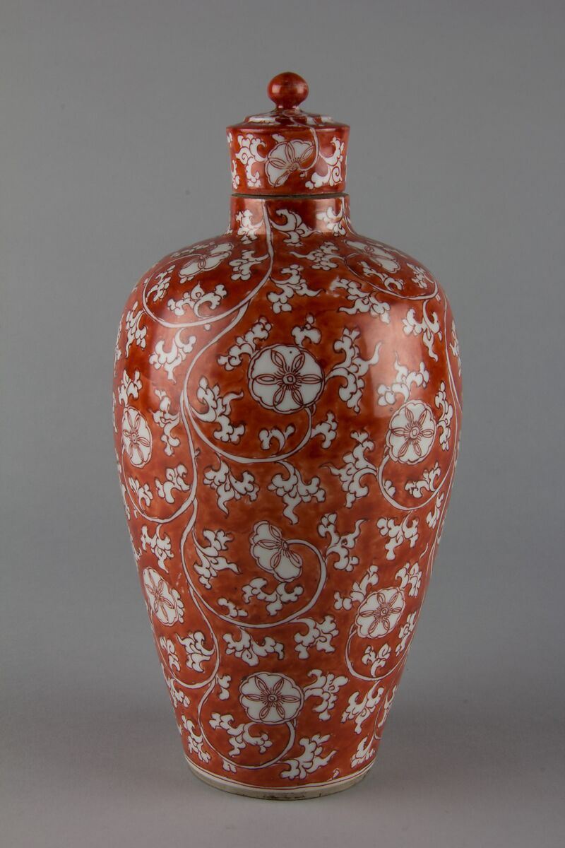 Covered bottle with floral scrolls (one of a pair), Porcelain painted with overglaze red enamel (Jingdezhen ware), China