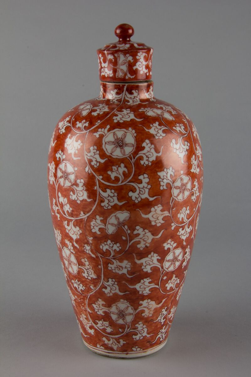 Covered bottle with floral scrolls (one of a pair), Porcelain painted with overglaze red enamel (Jingdezhen ware), China 