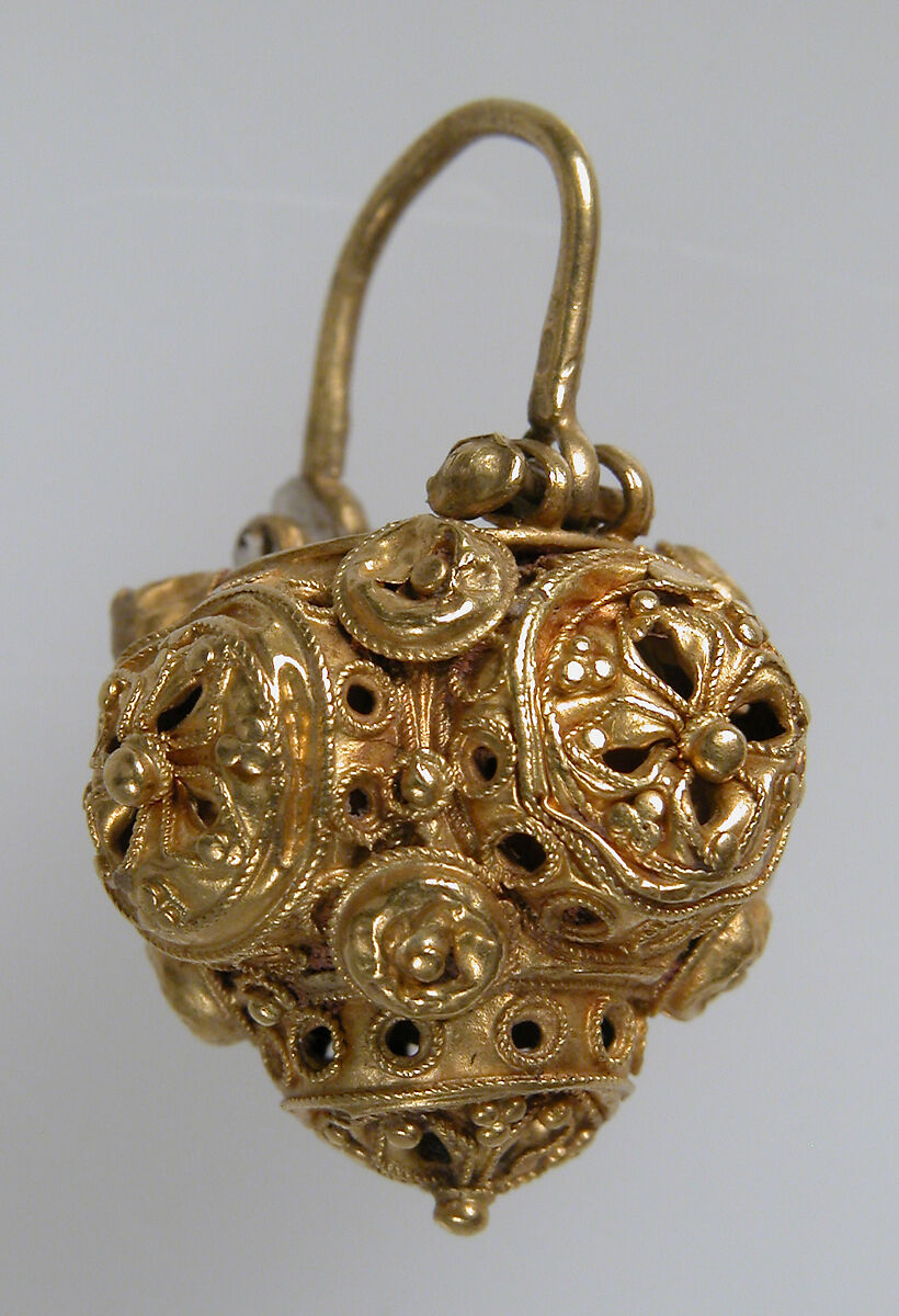 Basket Earring, Gold, Byzantine