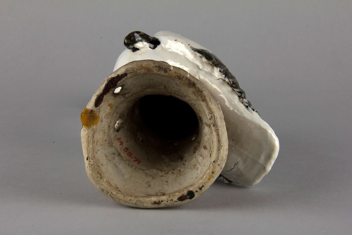 Figure of a stork (one of a pair), Porcelain painted with overglazed polychrome enamels (Jingdezhen ware), China