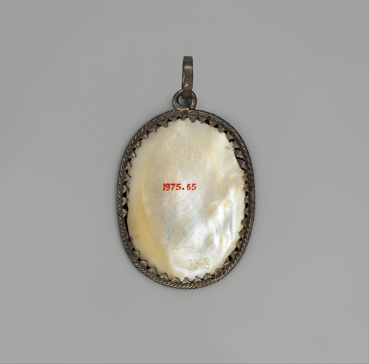 Pendant Medallion with Michael Slaying the Dragon, Mother of pearl, tempera, and silver, French