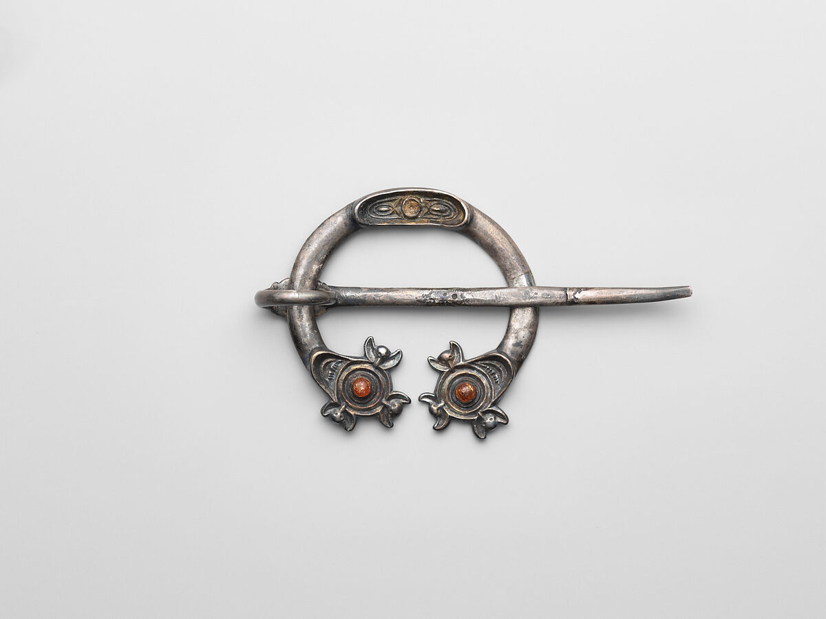 Open-Ring Brooch, Silver, cast and partially gilded; amber cabochons, Pictish or Irish