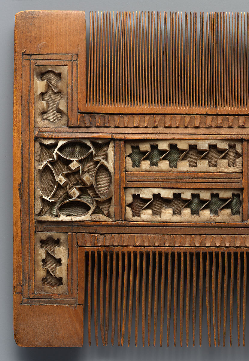 Comb, Boxwood inlaid with bone, and decorated with red and green silk, French (?)