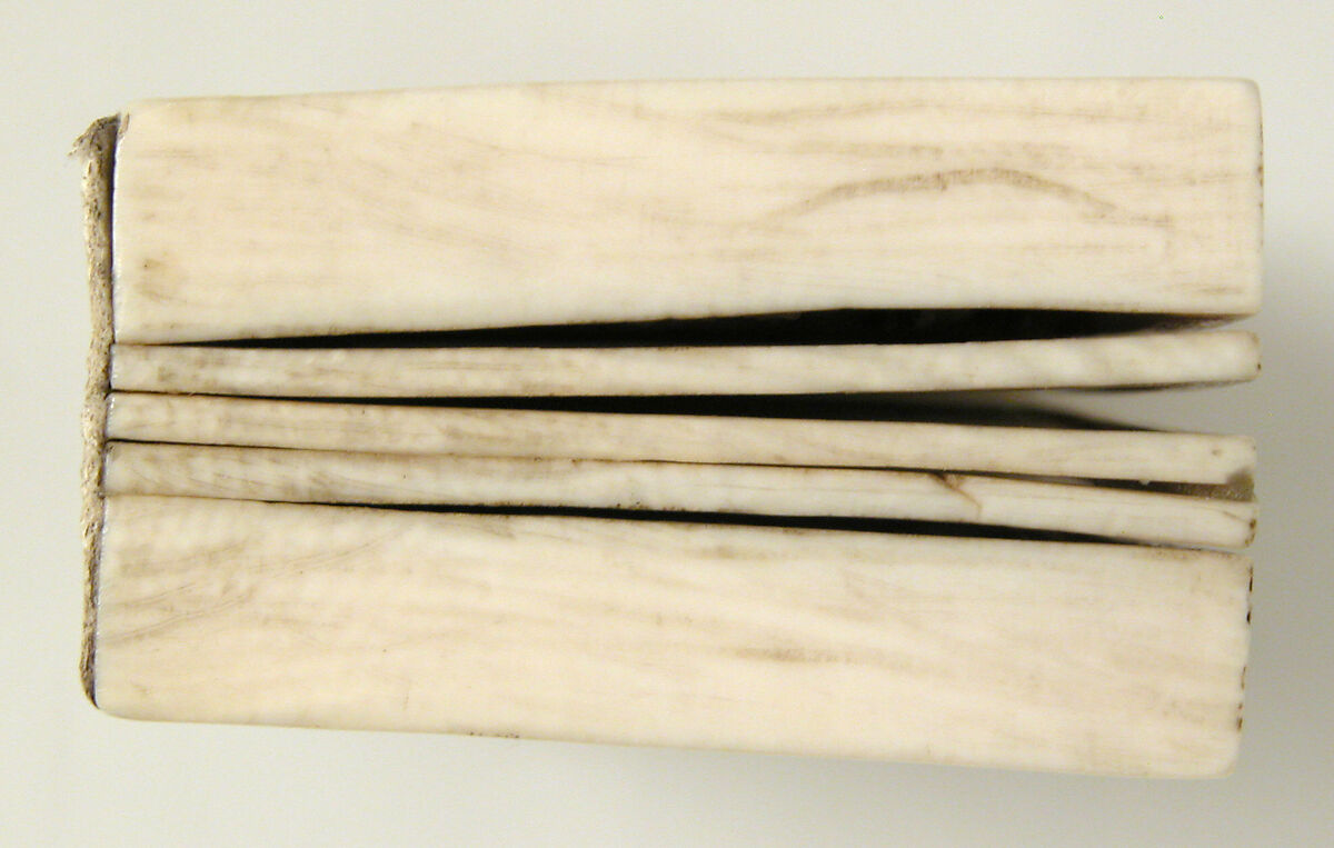 Booklet with Scenes of the Passion, Elephant ivory, polychromy, and gilding, North French (carving); Upper Rhenish (painting)