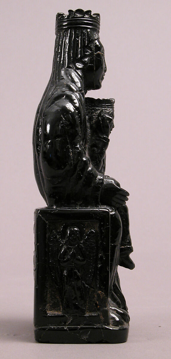 Virgin and Child, Jet, traces of gilding, Spanish