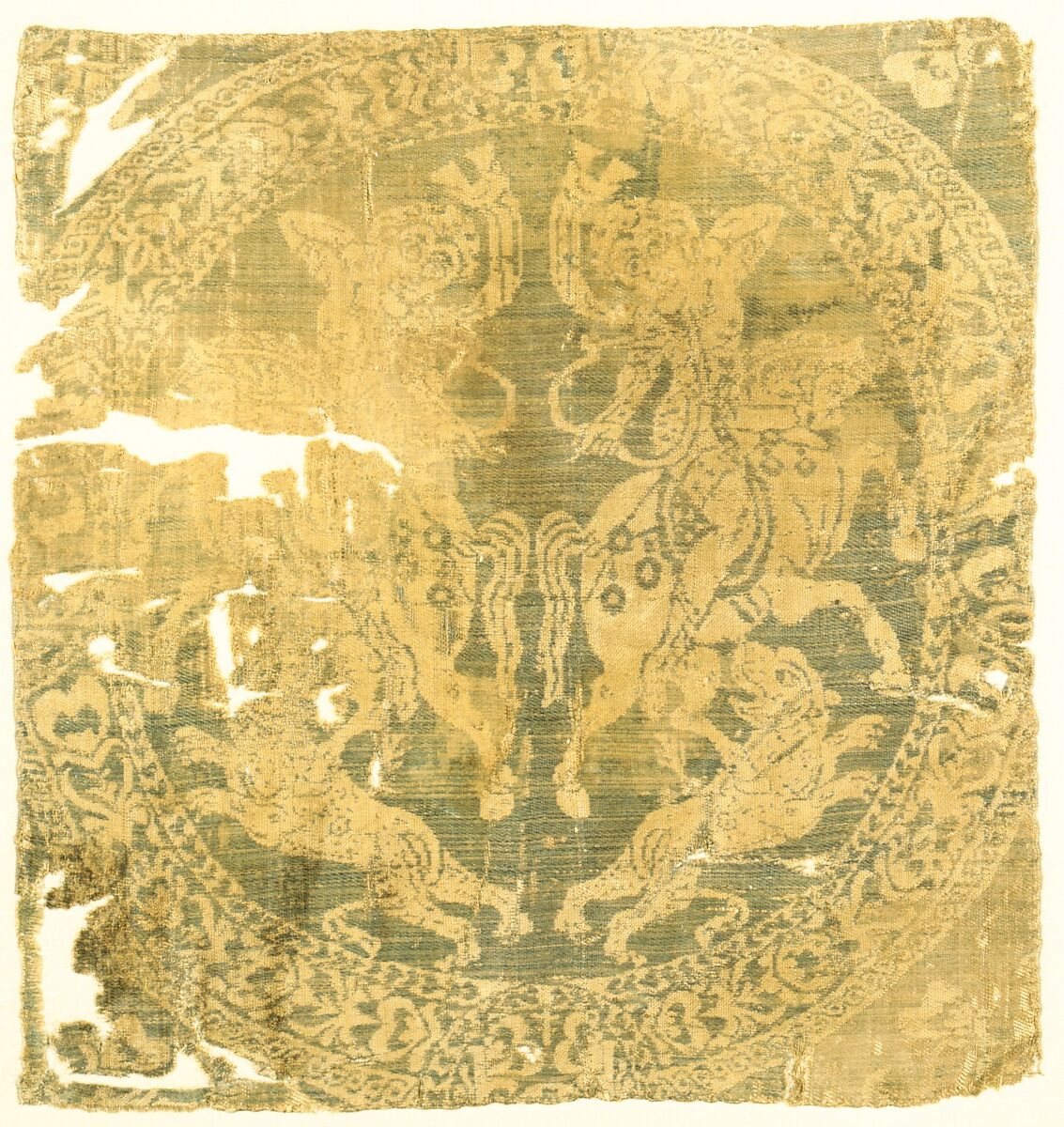 Roundel with Amazons and a Cross, Weft-faced compound twill (samit) in green, beige, and brownish silk, Byzantine