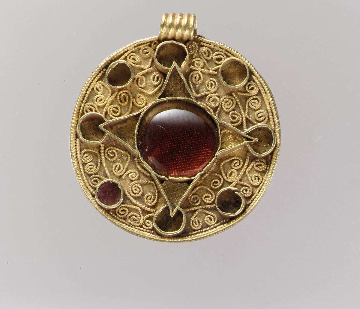 Pendant, Gold, garnets with patterned foil backings, Anglo-Saxon