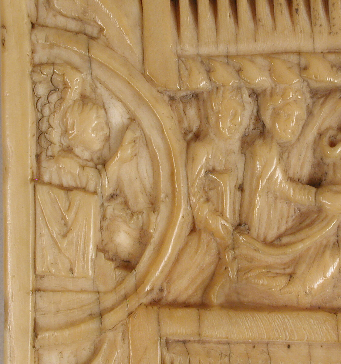 Double-Sided Ivory Liturgical Comb with Scenes of Henry II and Thomas Becket, Elephant ivory, British