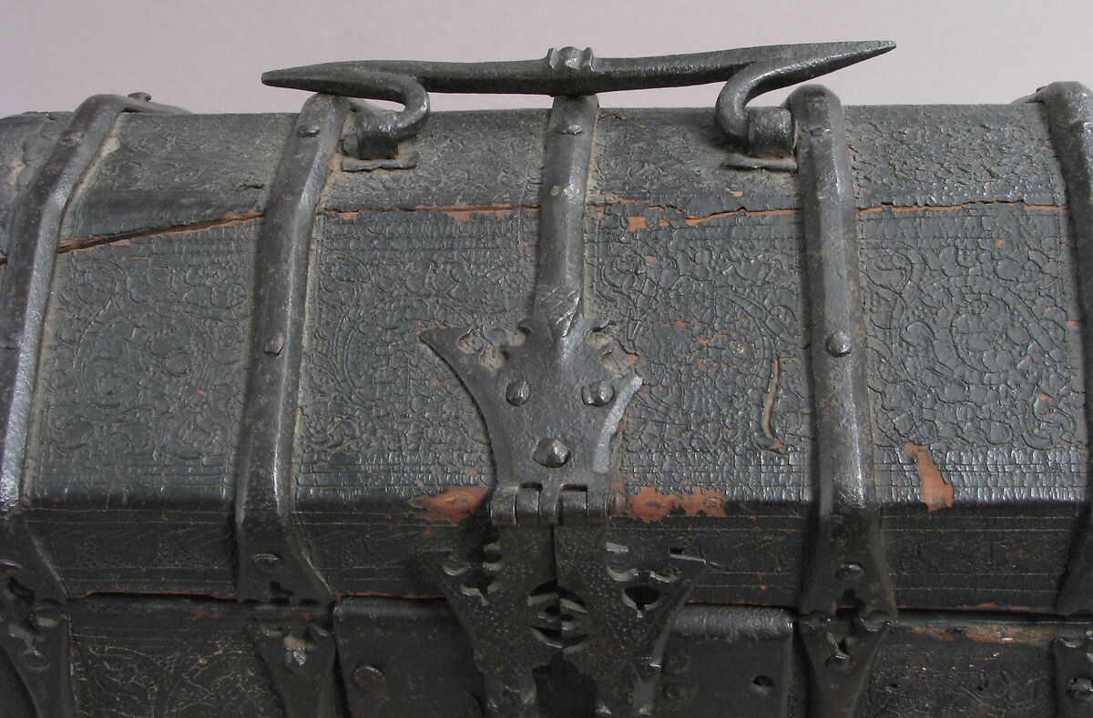 Coffer, Cuir bouilli (tooled leather), iron mounts and lock over wood core, North French or South Netherlandish (?)