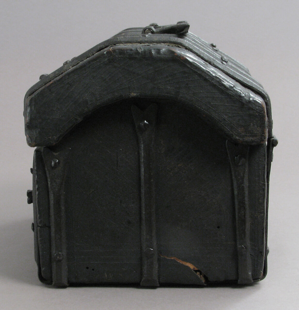 Coffer, Cuir bouilli (tooled leather), iron mounts and lock over wood core, North French or South Netherlandish (?)