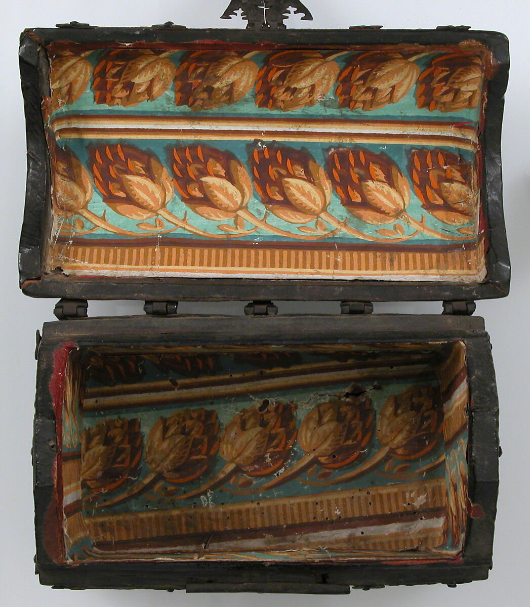 Coffer, Cuir bouilli (tooled leather), iron mounts and lock over wood core, North French or South Netherlandish (?)