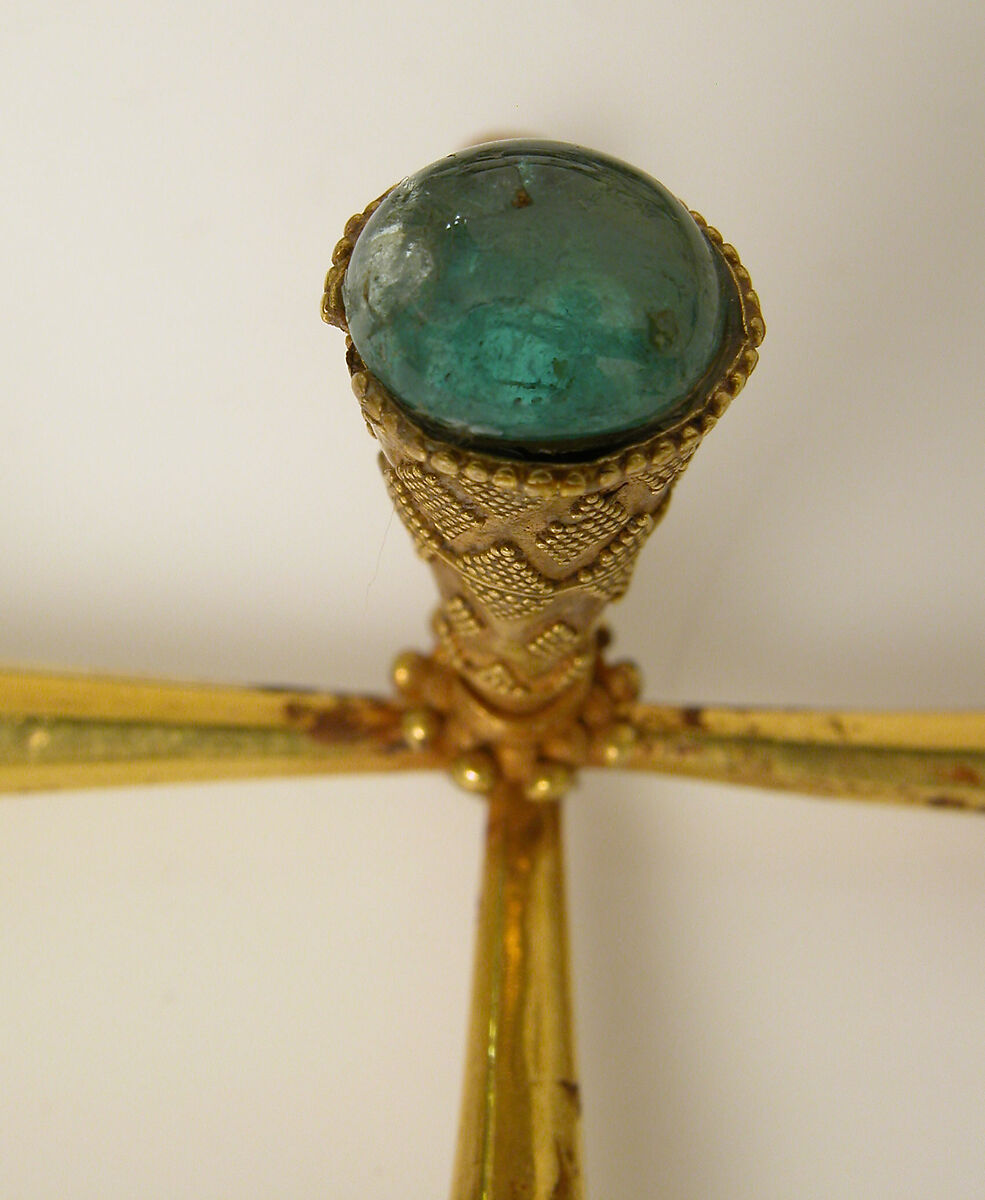 Pendant in the form of a Latin Cross, Gold, emeralds, Byzantine style