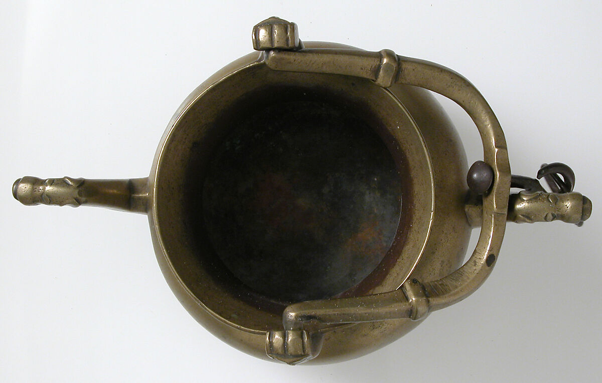 Laver, Brass, with iron swivel and suspension loops, Netherlandish