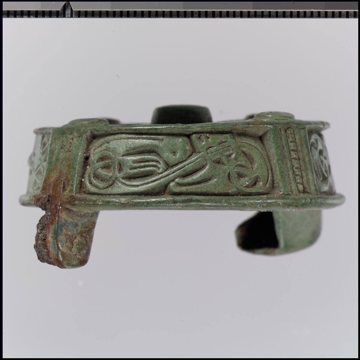 Round Box Brooch, Copper alloy, cast, traces of an iron pin, Viking