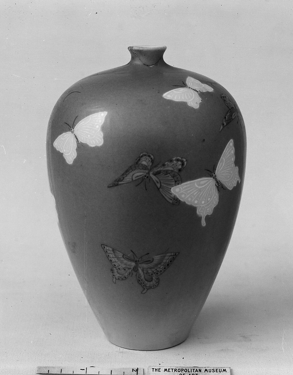 Vase with Butterflies, Katō Tomotarō (Japanese, 1851–1916), Porcelain with underglaze blue, overglaze pink and white slip, Japan 