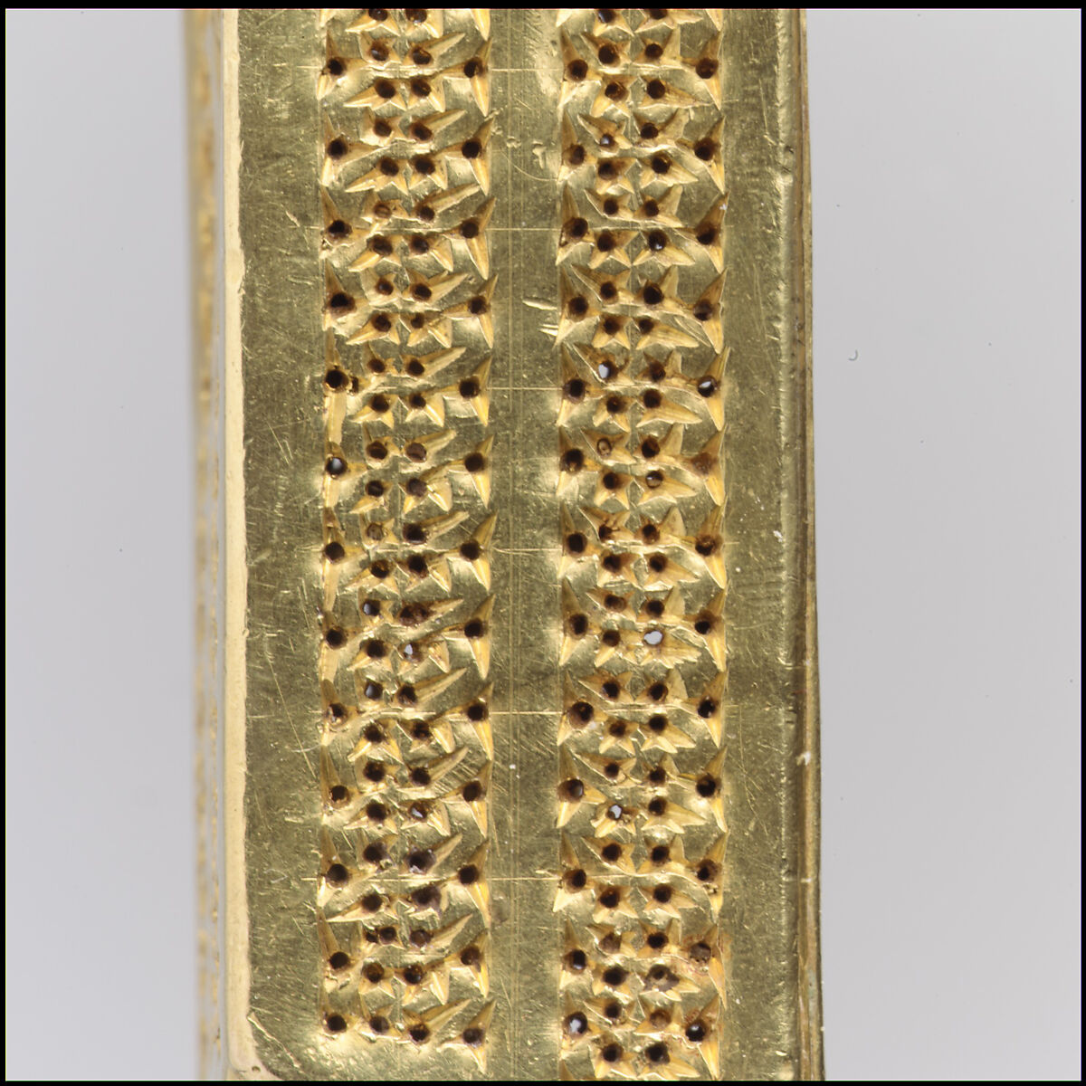 Crossbow Brooch, Gold, Late Roman or Byzantine