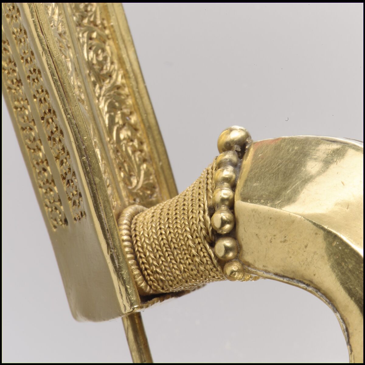 Crossbow Brooch, Gold, Late Roman or Byzantine