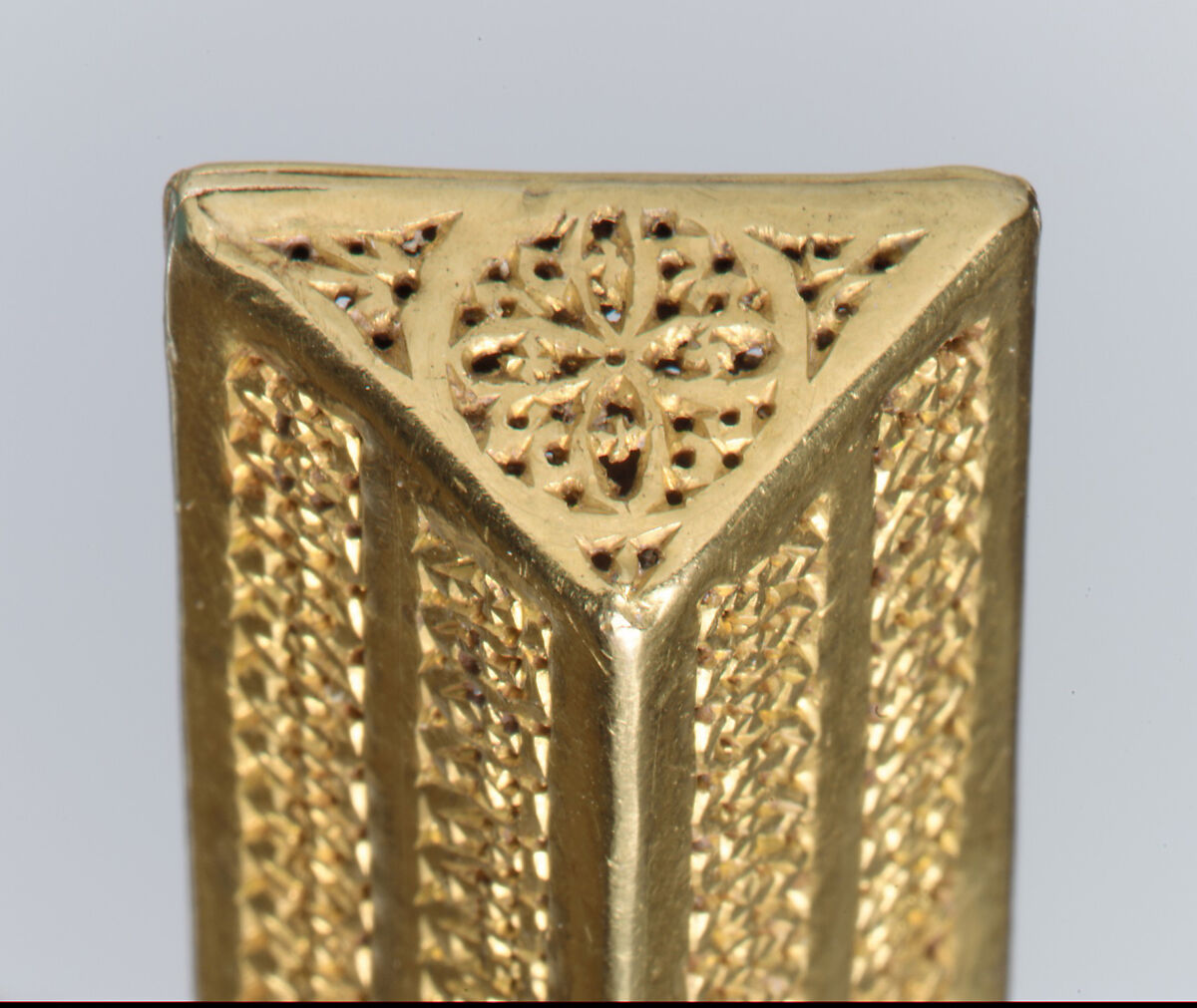 Crossbow Brooch, Gold, Late Roman or Byzantine