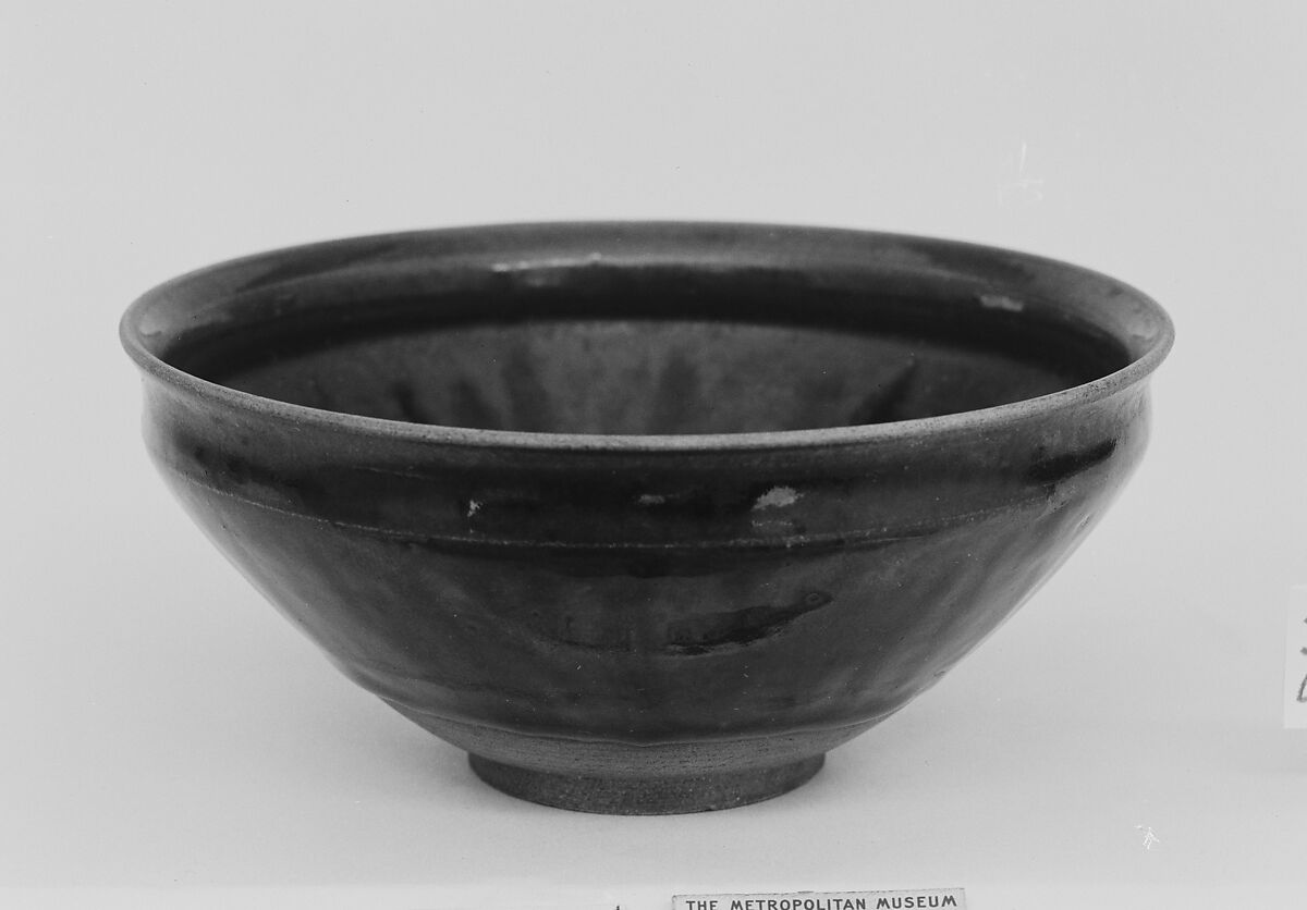Bowl, Paste covered with glaze (Seto ware), Japan 