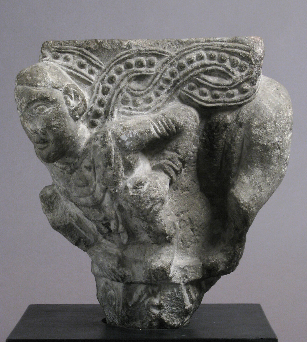 Capital, Stone, Spanish
