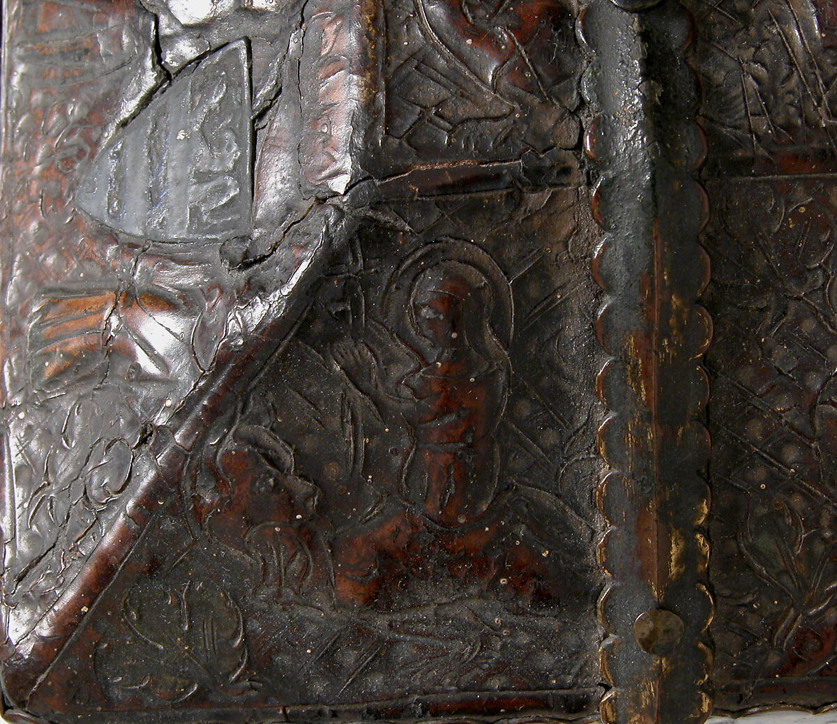 Coffret, Leather (Cuir bouilli), polychromy, silver gilt and enamel coat of arms, gilt copper alloy mounts on wood core, French (?)