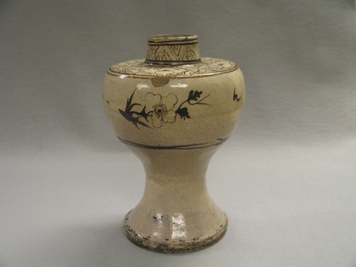 Vase, Stoneware painted with iron pigment over white slip (Cizhou ware), China