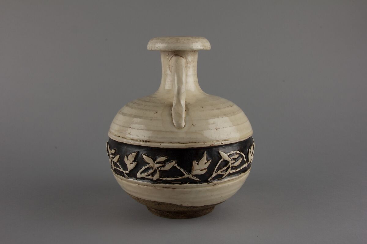 Bottle with floral pattern, Stoneware with black slip decoration, China