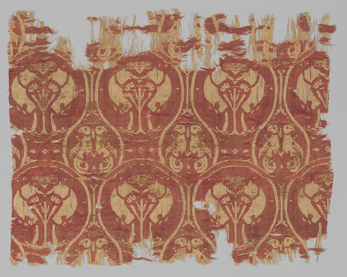 Textile Fragment with Birds, Silk, gilt animal substrate around a silk core; lampas, Spanish