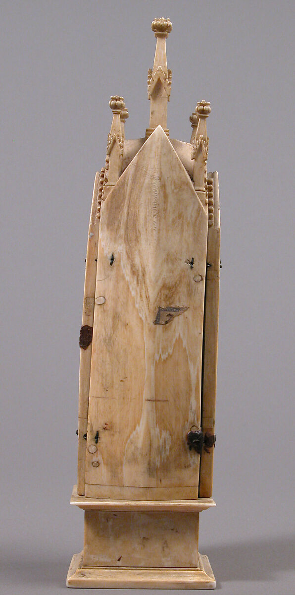 Folding Shrine with Virgin and Child, Elephant ivory with metal mounts, French