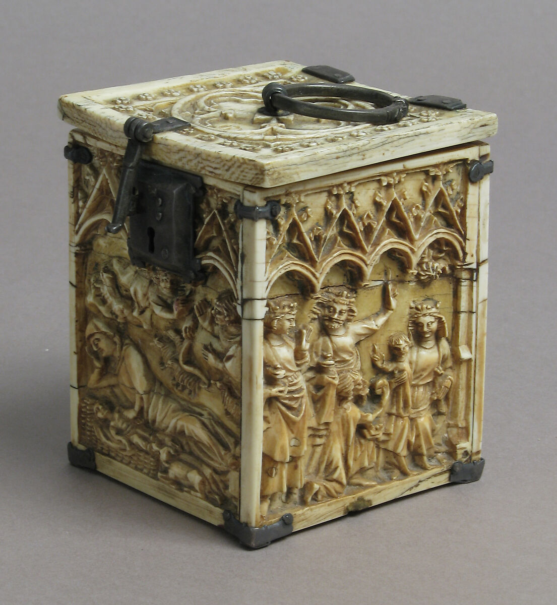 Box with Scenes from the Infancy of Christ, Elephant ivory, metal (silver?) mounts, European (French style)
