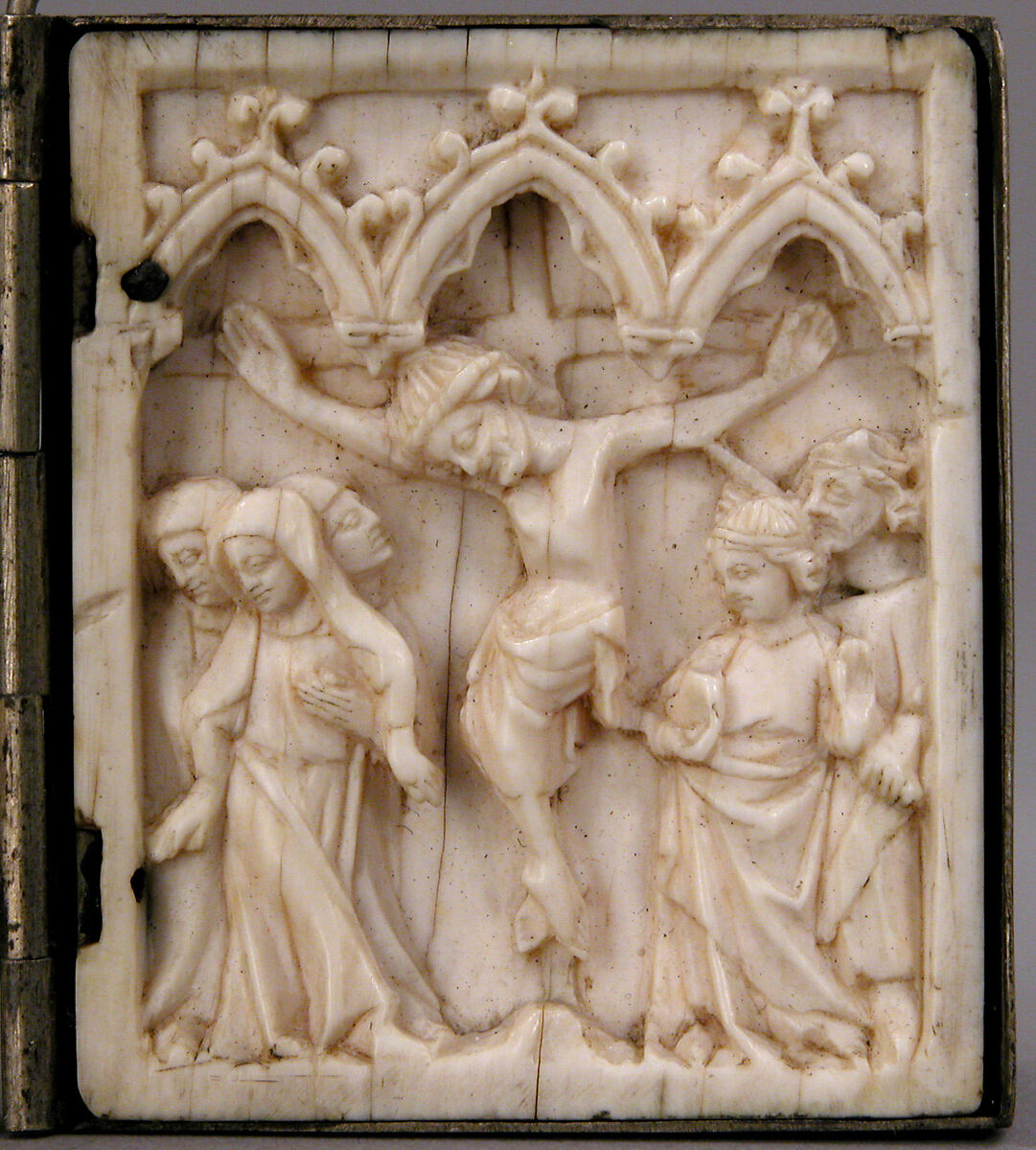 Diptych with Adoration of the Magi and Crucifixion, Elephant ivory, silver mount, French