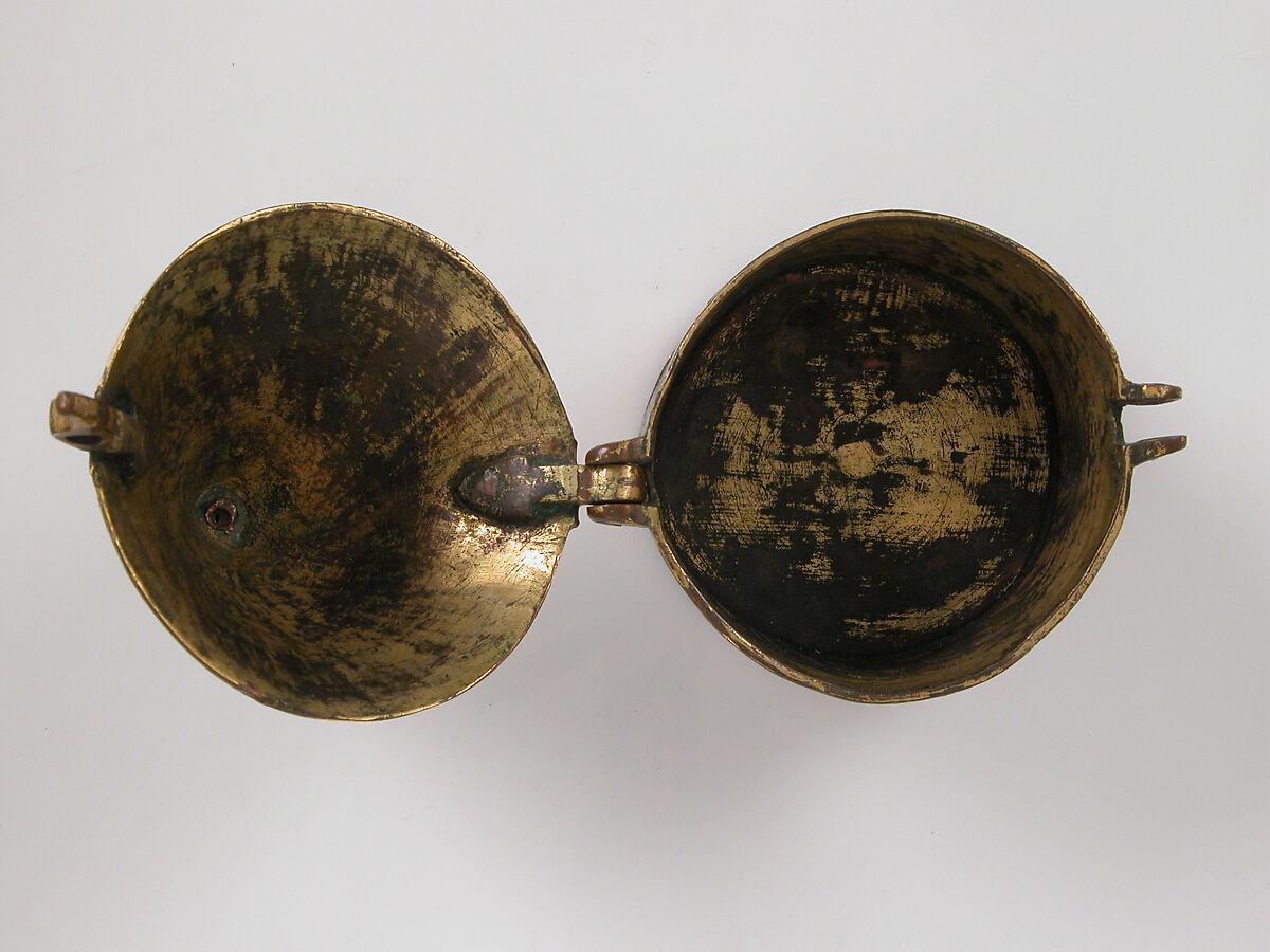 Pyx, Copper: engraved, gilt; champlevé enamel, French