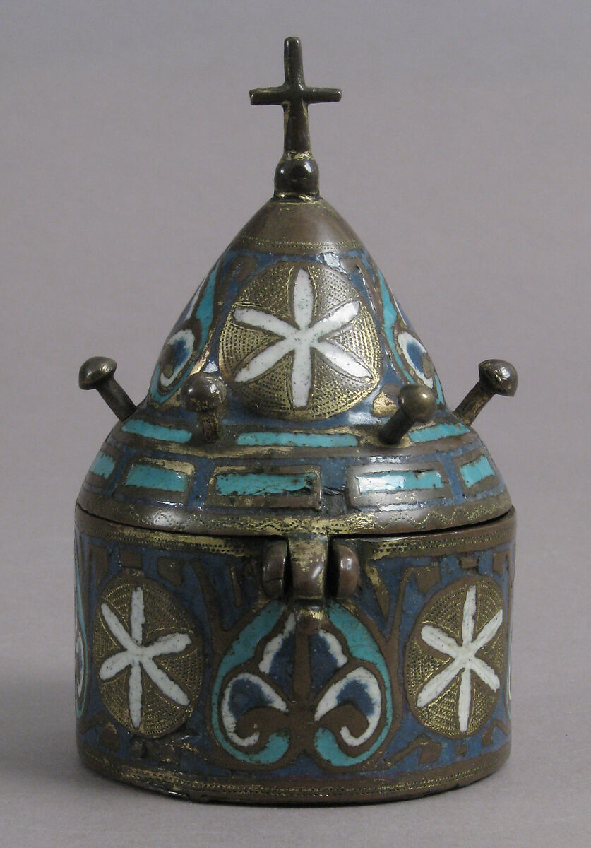 Pyx, Champlevé enamel, copper-gilt, Spanish 