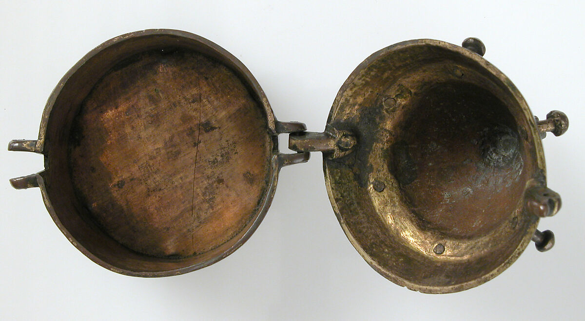 Pyx, Champlevé enamel, copper-gilt, Spanish