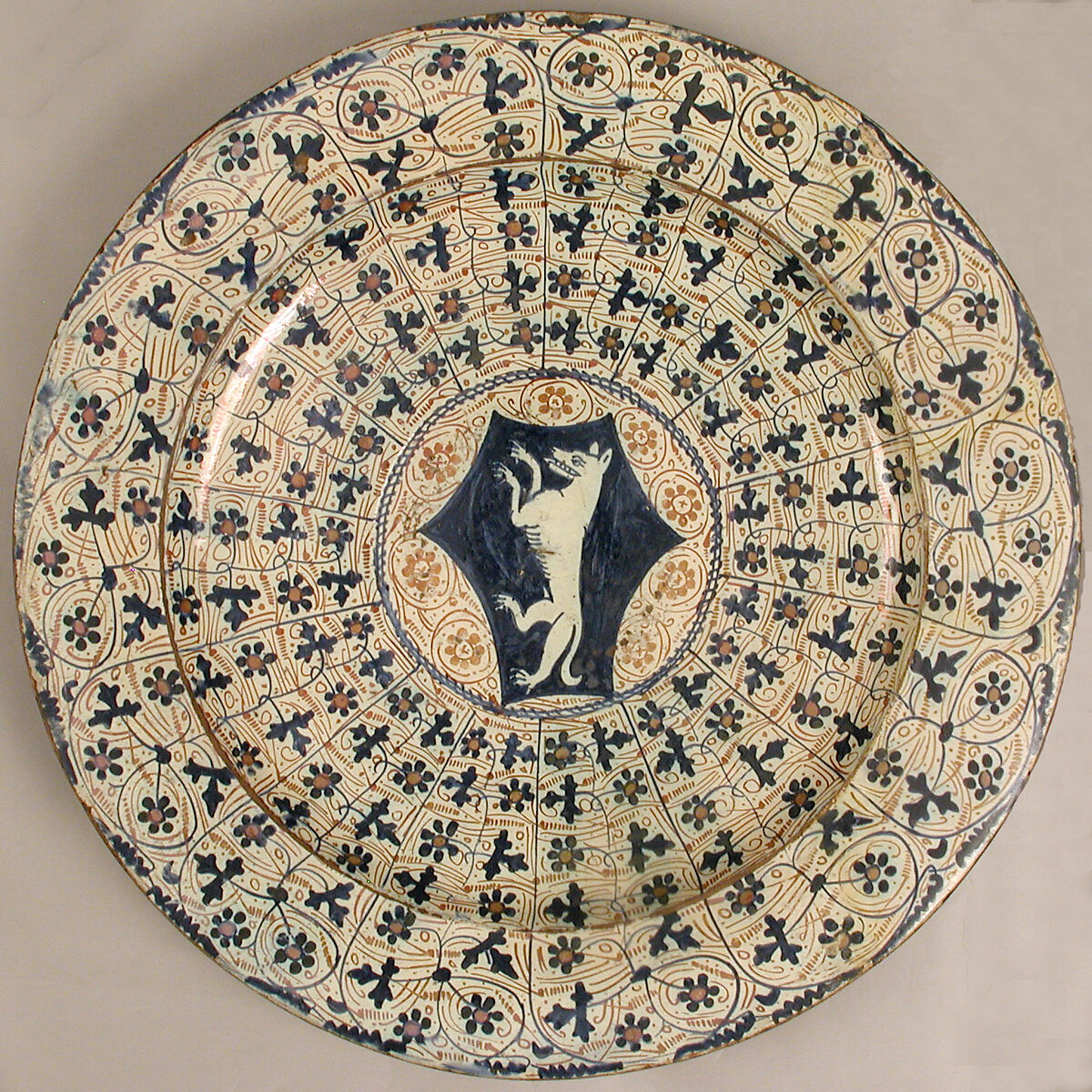 Dish, Earthenware, tin-glaze (lusterware), Spanish