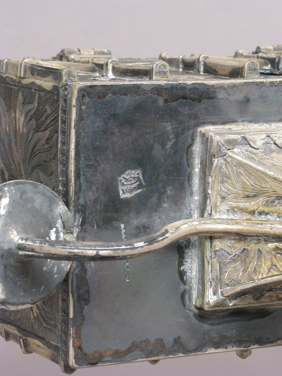 Reliquary, Gilded silver and basse taille enamel, Italian