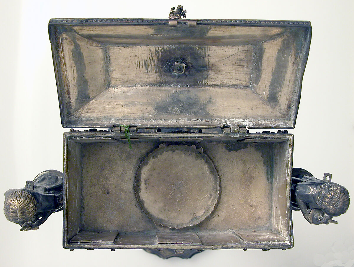 Reliquary, Gilded silver and basse taille enamel, Italian
