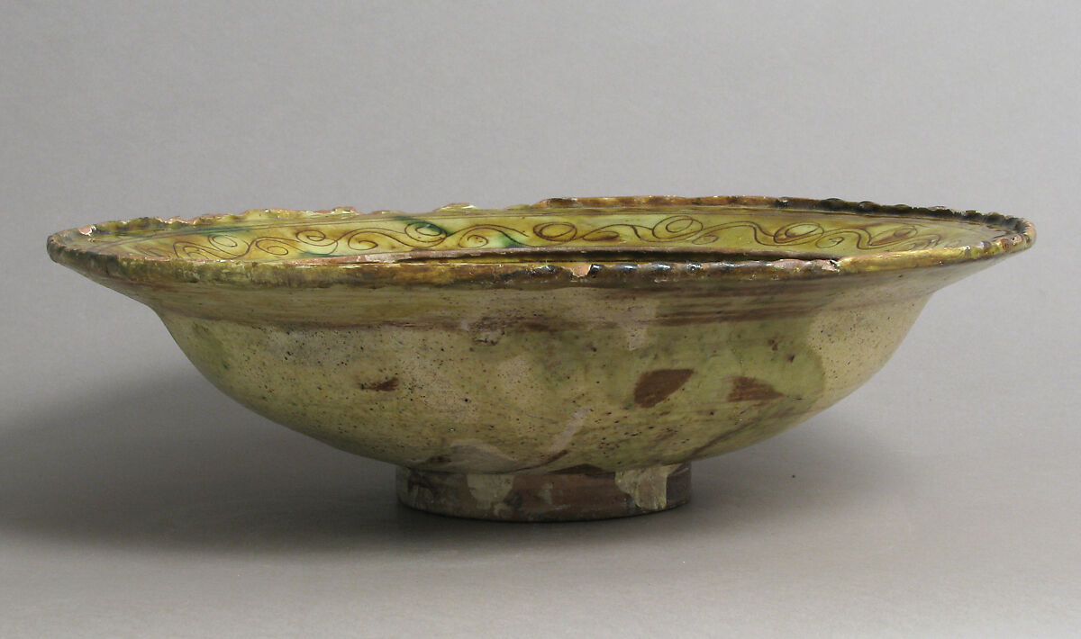 Tricolor Bowl, Terracotta with yellow-brown and green glaze over slip, decorated in sgraffito, Byzantine