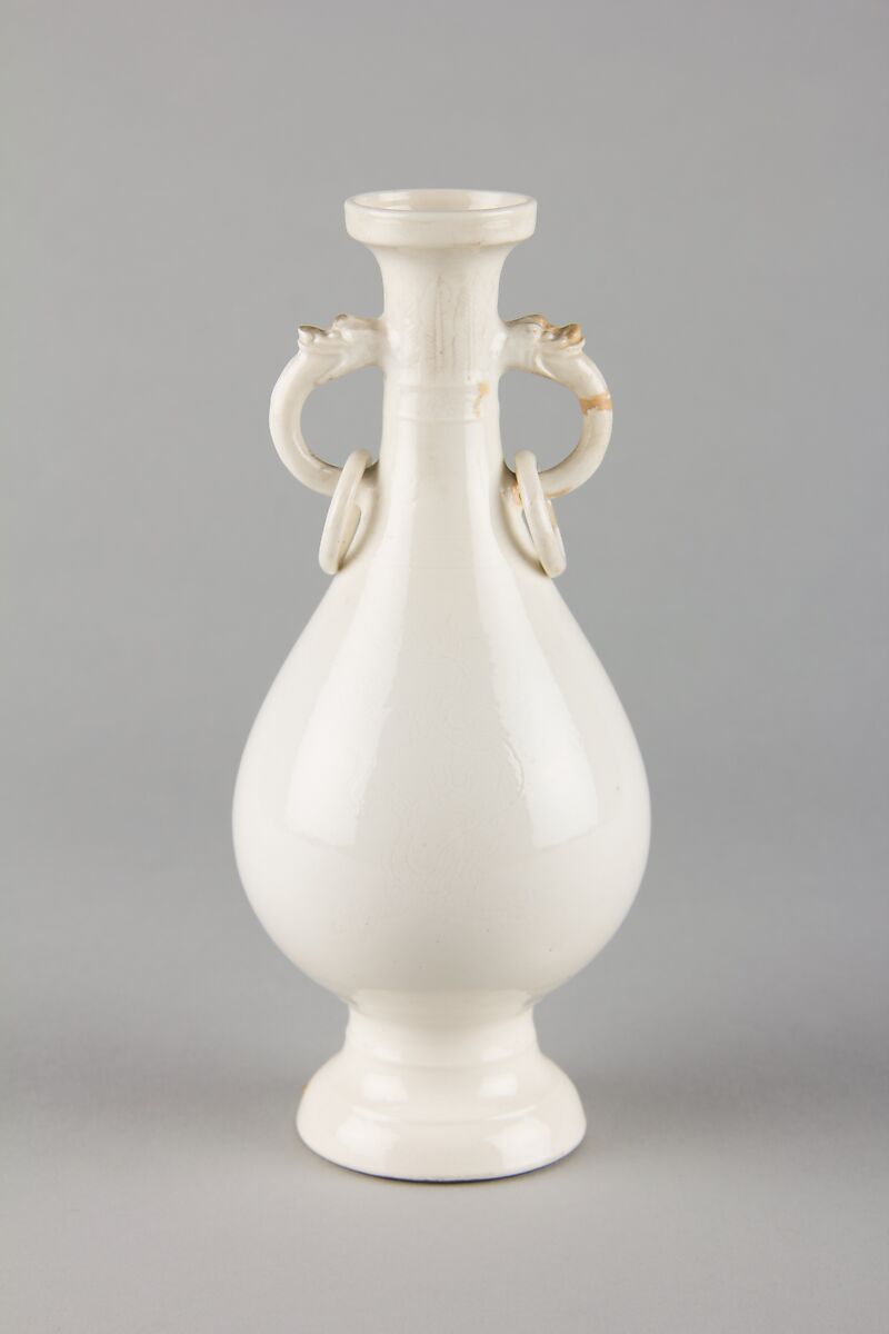 Vase with ring handles, Soft-paste porcelain with white glaze (Jingdezhen ware), China