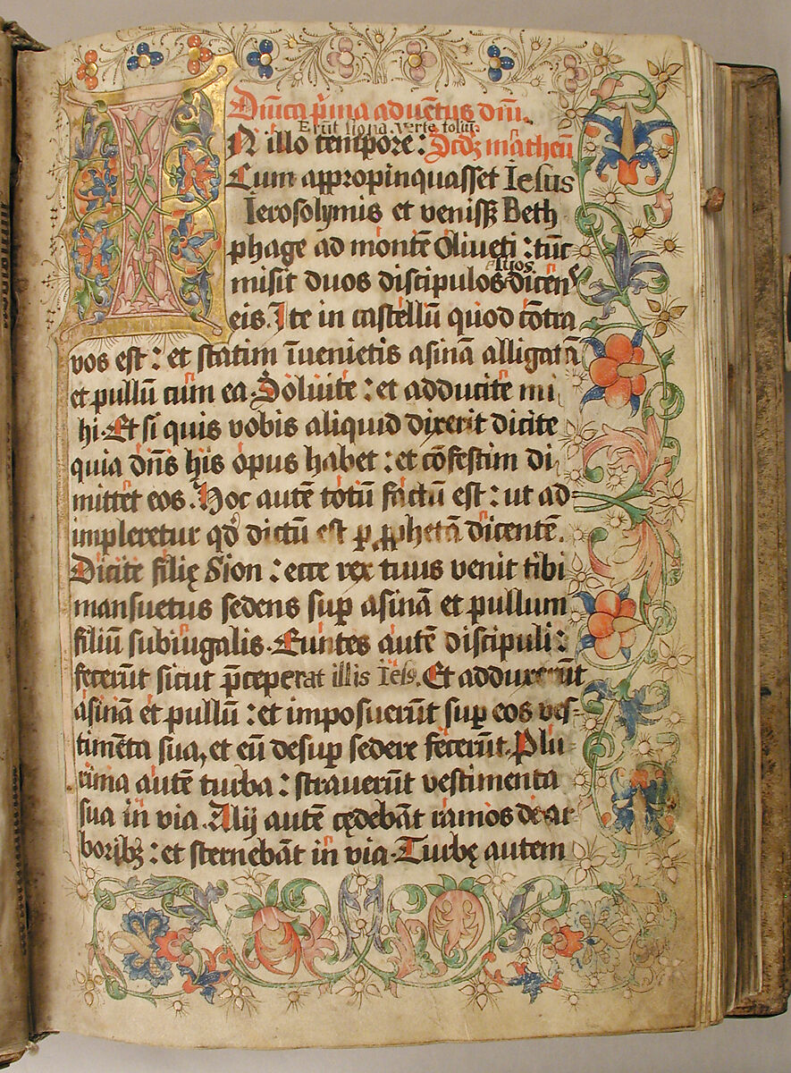 Plaque with Christ in Majesty and the Four Evangelists, Tempera, ink, and metal leaf on parchment; leather, leather binding with ivory, Ottonian