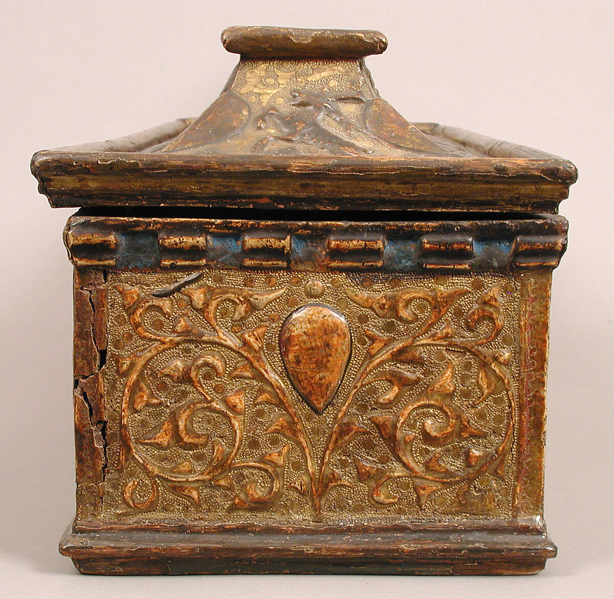 Coffret, Poplar with gilded and painted gesso, and pastiglia decoration, Italian