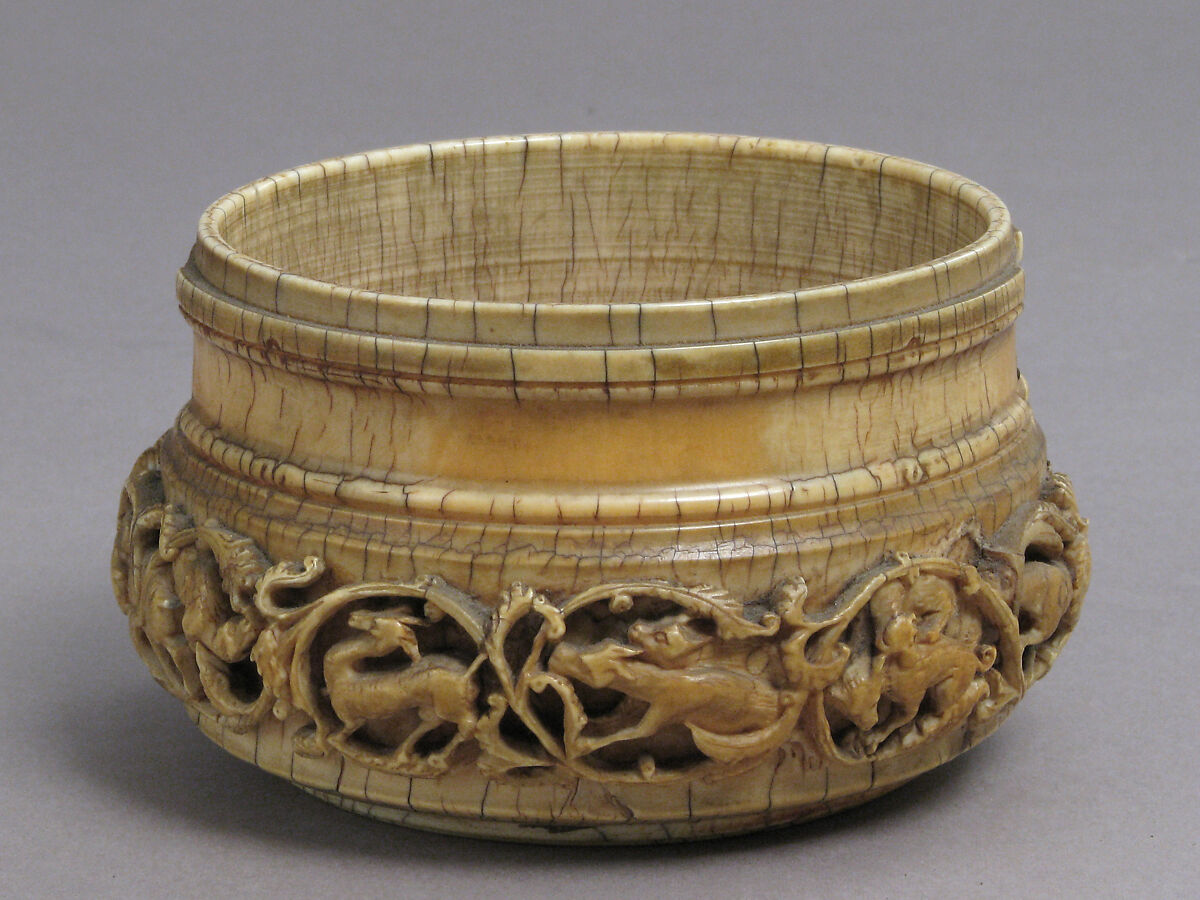 Circular Box with a Hunting Scene, Elephant ivory, Italian (?)
