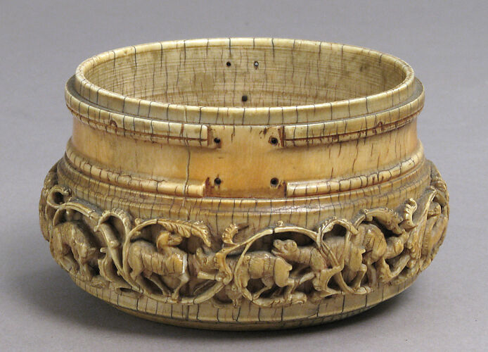 Circular Box with a Hunting Scene