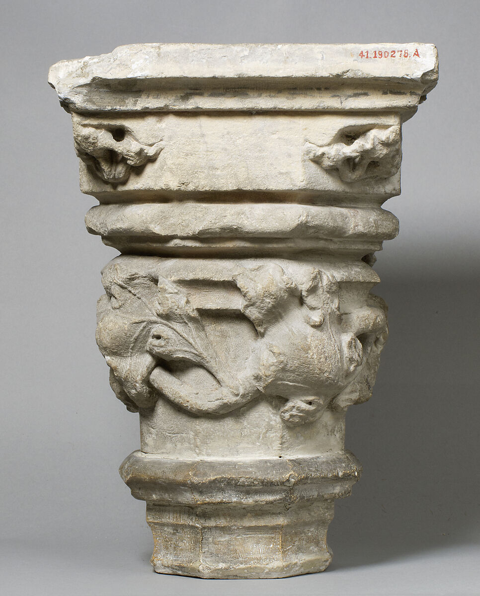 Capital, Stone, French 