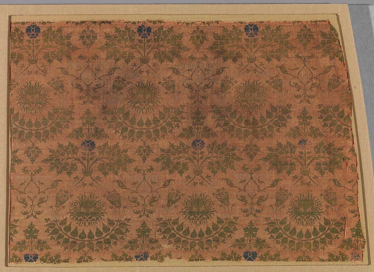 Textile with Lions' Heads, Foliate Ornament, and pseudo-Arabic inscription, Silk; twill and plain weave, Italian 