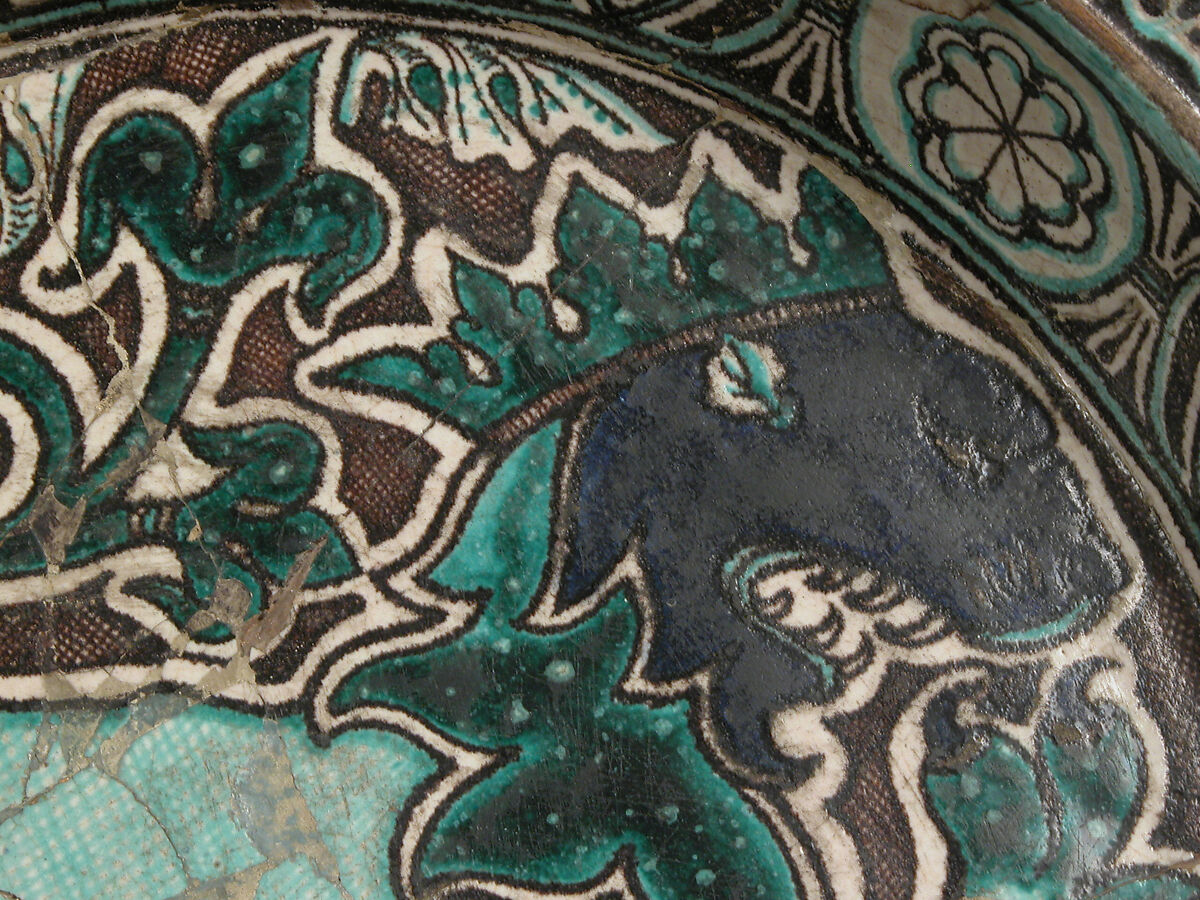 Dish with Lion, Tin-glazed earthenware, Italian