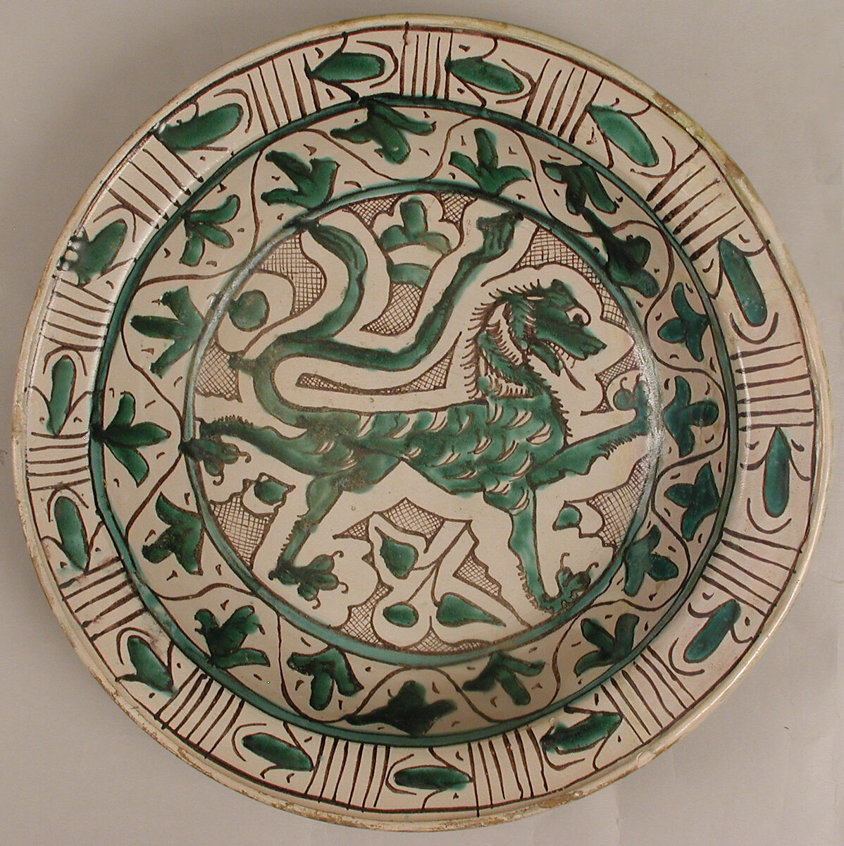 Dish, Earthenware, tin-glaze (Majolica), Italian 