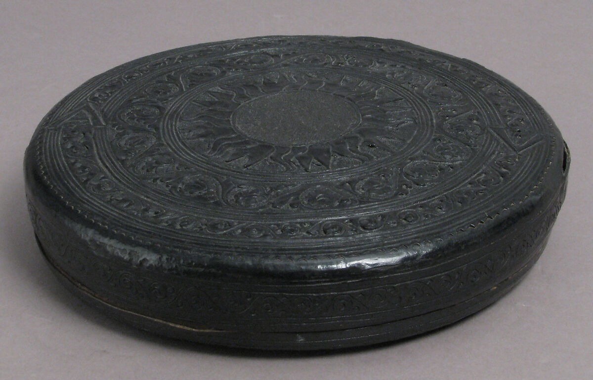 Round Box, Cuir bouilli (tooled leather), silk damask lining over wood core, Italian 