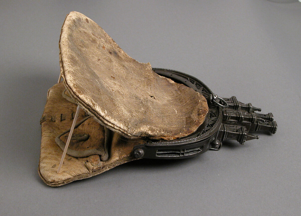 Purse, Iron, leather, European